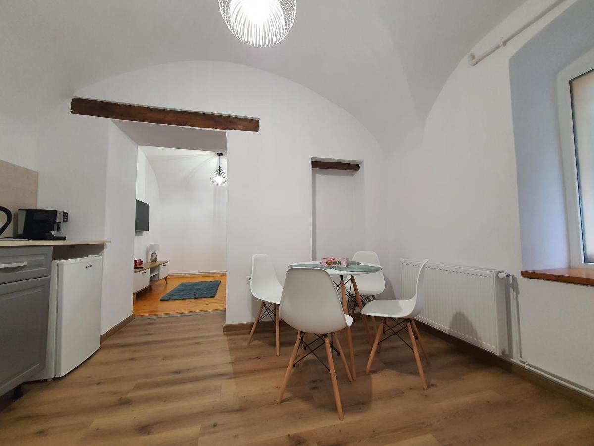 Lucasi Apartament Сибиу Экстерьер фото
