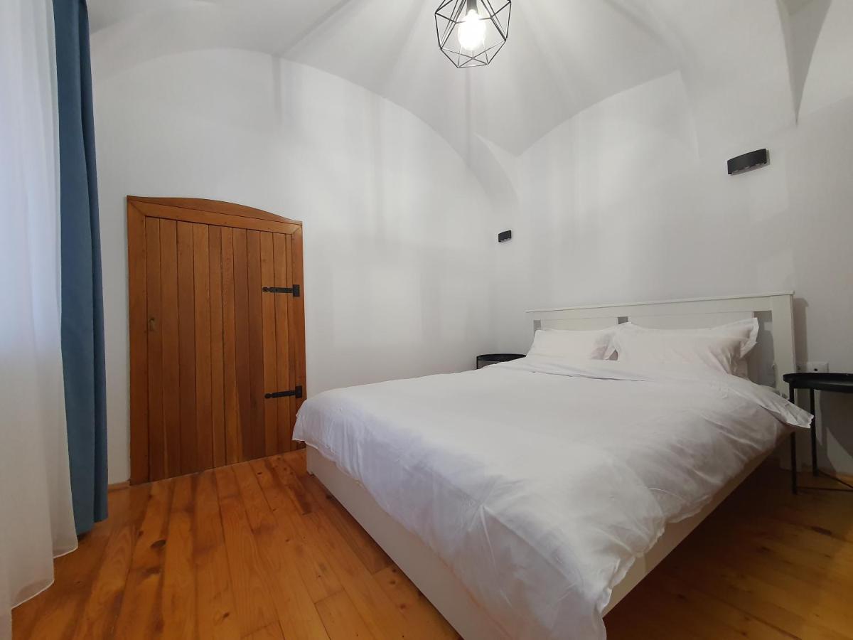 Lucasi Apartament Сибиу Экстерьер фото